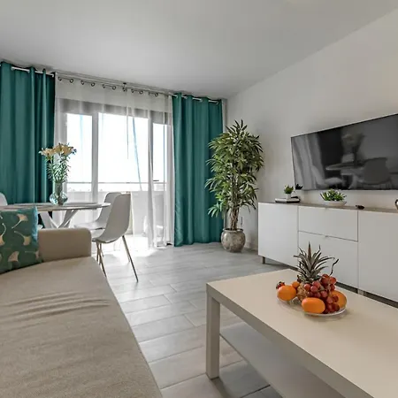 Newly Reformed With Sea View And Pool, Near The Beach, In Playa De Americas * 플라야데라스아메리카스