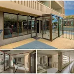 Newly Reformed With Sea View And Pool, Near The Beach, In Playa De Americas Apartmán Playa de las Americas (Tenerife)